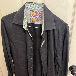 Beautiful Robert Graham shirt size L in EUC